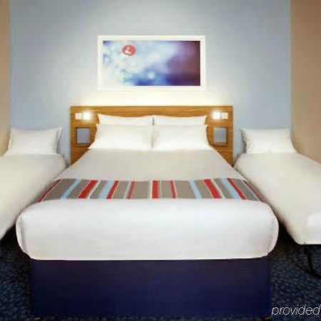 Travelodge Edinburgh Central Waterloo Place Esterno foto