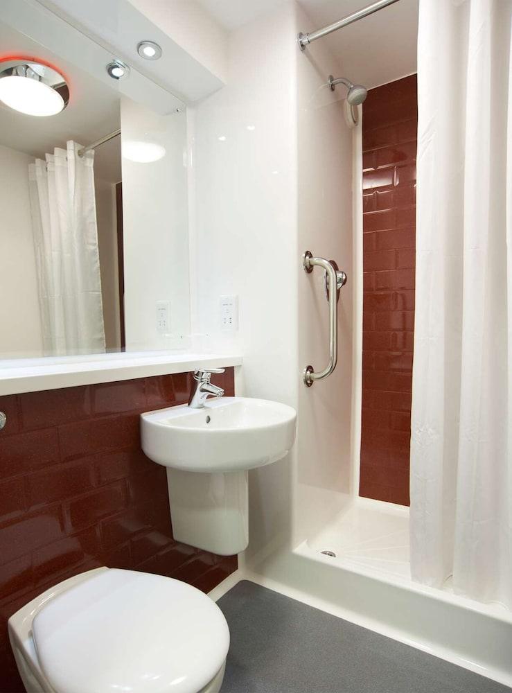 Travelodge Edinburgh Central Waterloo Place Esterno foto