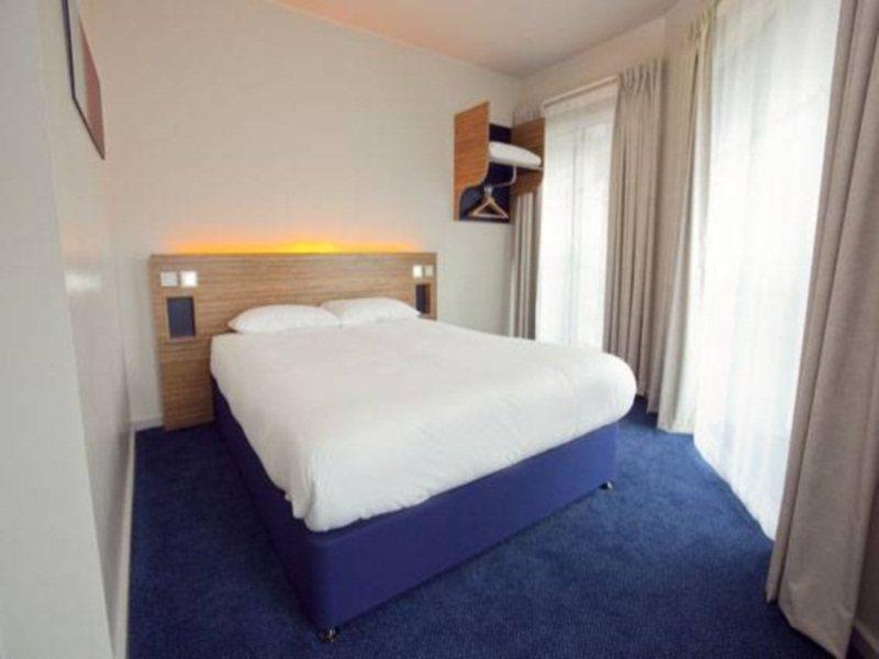 Travelodge Edinburgh Central Waterloo Place Esterno foto