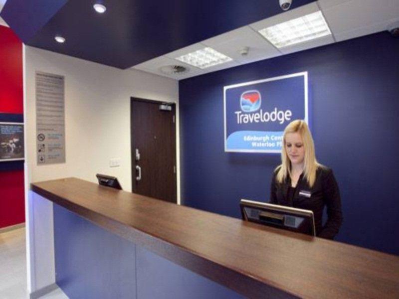 Travelodge Edinburgh Central Waterloo Place Esterno foto