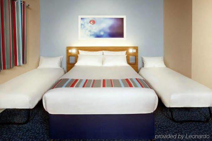 Travelodge Edinburgh Central Waterloo Place Esterno foto