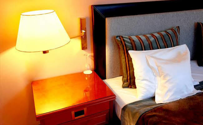 Travelodge Edinburgh Central Waterloo Place Esterno foto